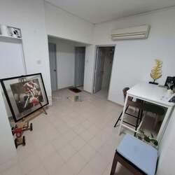 Hollywood Apartments (D9), Apartment #576785301